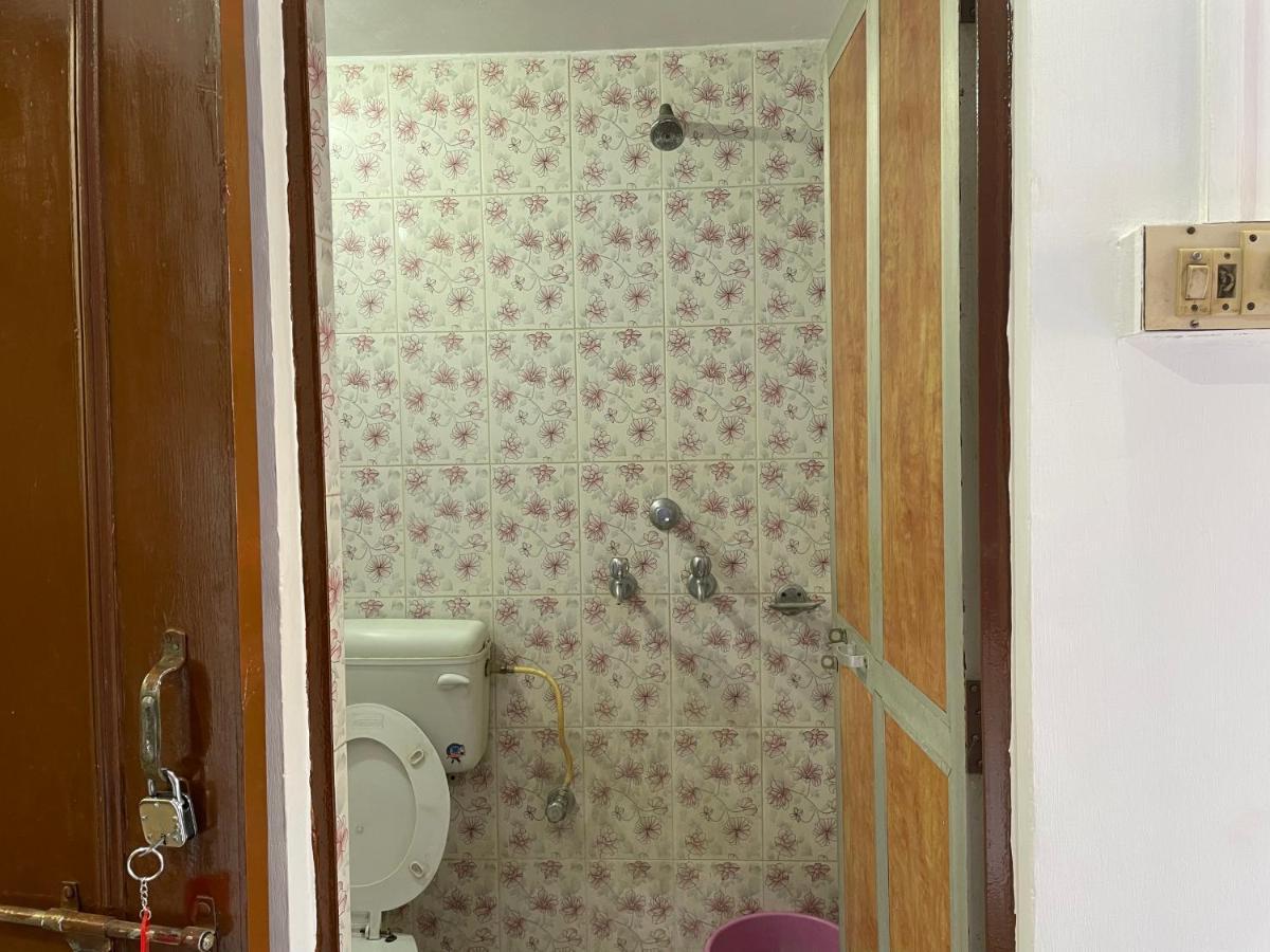 Indra Paying Guest House Varanasi Exterior photo
