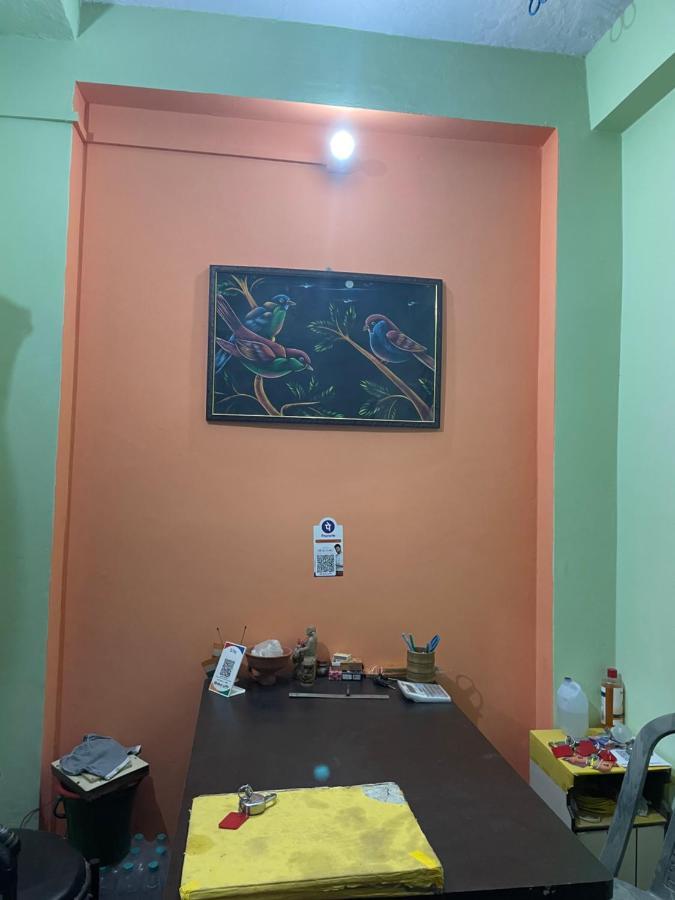 Indra Paying Guest House Varanasi Exterior photo