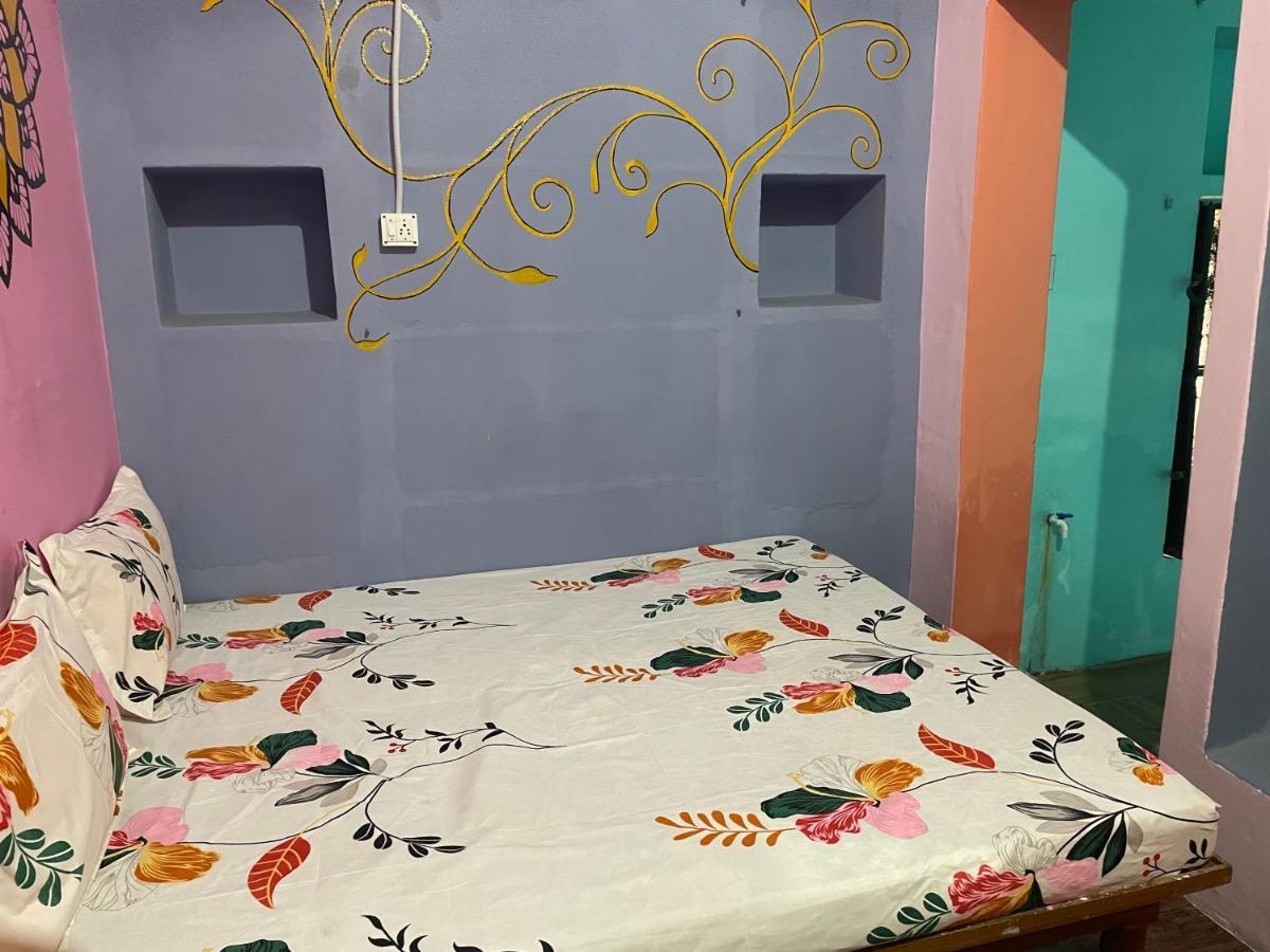 Indra Paying Guest House Varanasi Exterior photo