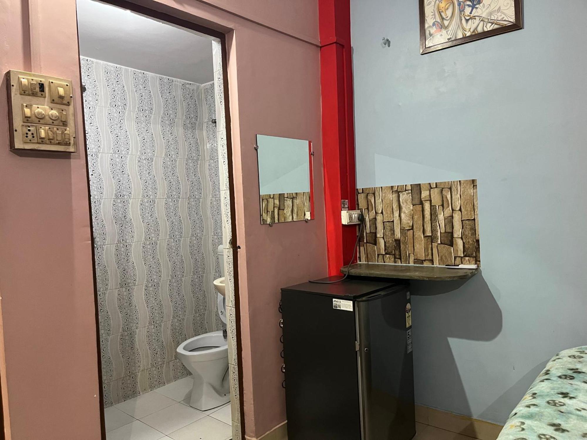 Indra Paying Guest House Varanasi Exterior photo
